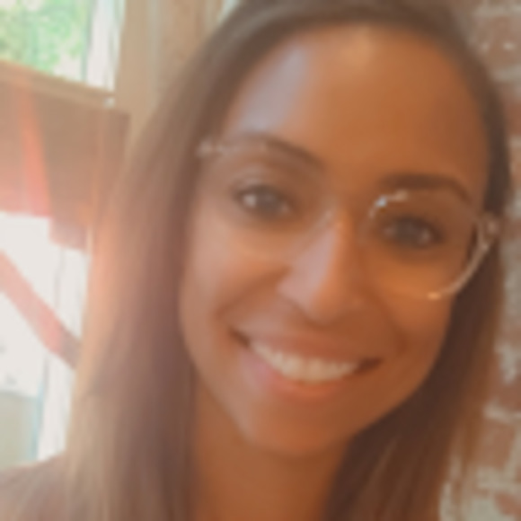 Meet your Posher, Marissa - Picture 1 of 1